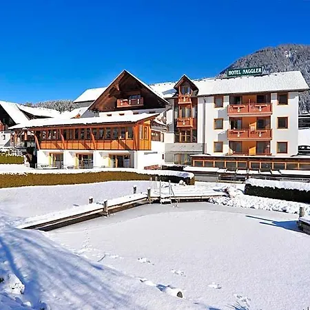 Naggler Hotel