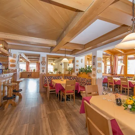 Naggler Hotel